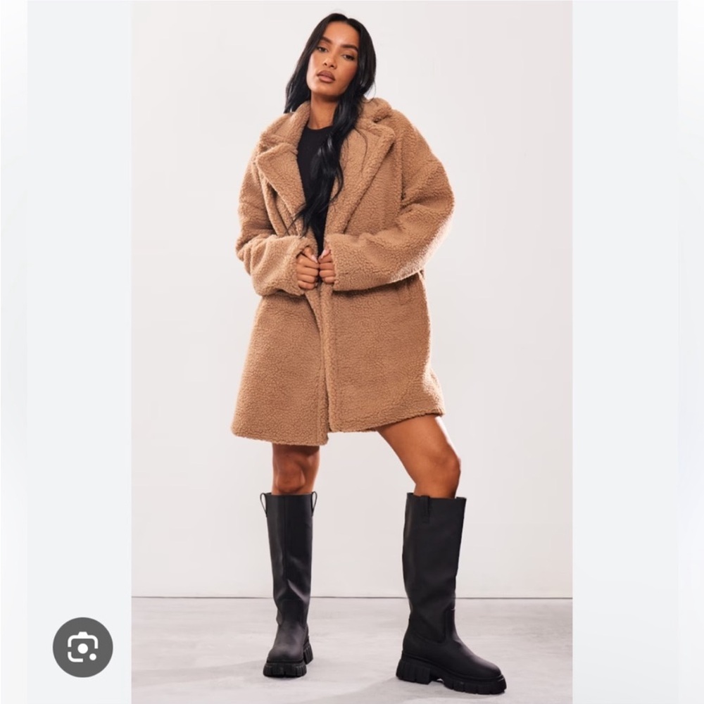 NWOT 🏷️ Teddy Trench coat Pretty Little Thing PYT size: 8 TAN